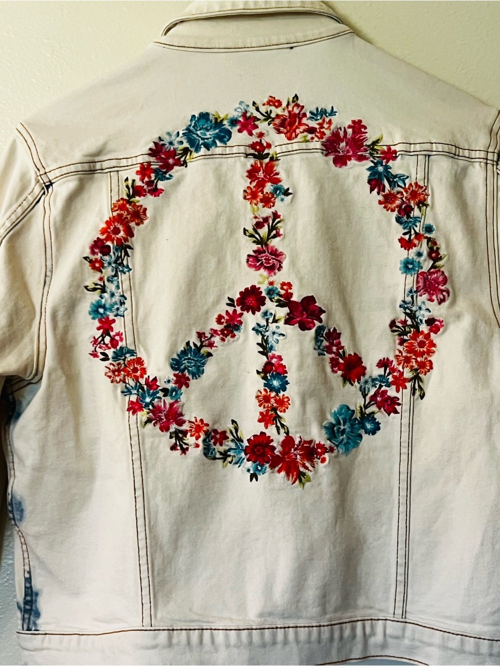 Driftwood Embroidered Floral Peace Sign Jean Jacket XL - Picture 3 of 7
